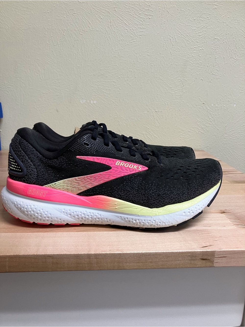 Brooks Women’s Ghost 16